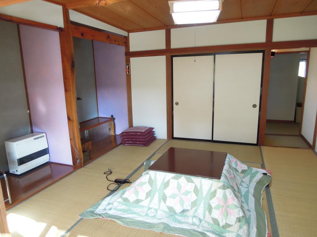 Guest House Misaki-Sou Yamanakako Exterior photo
